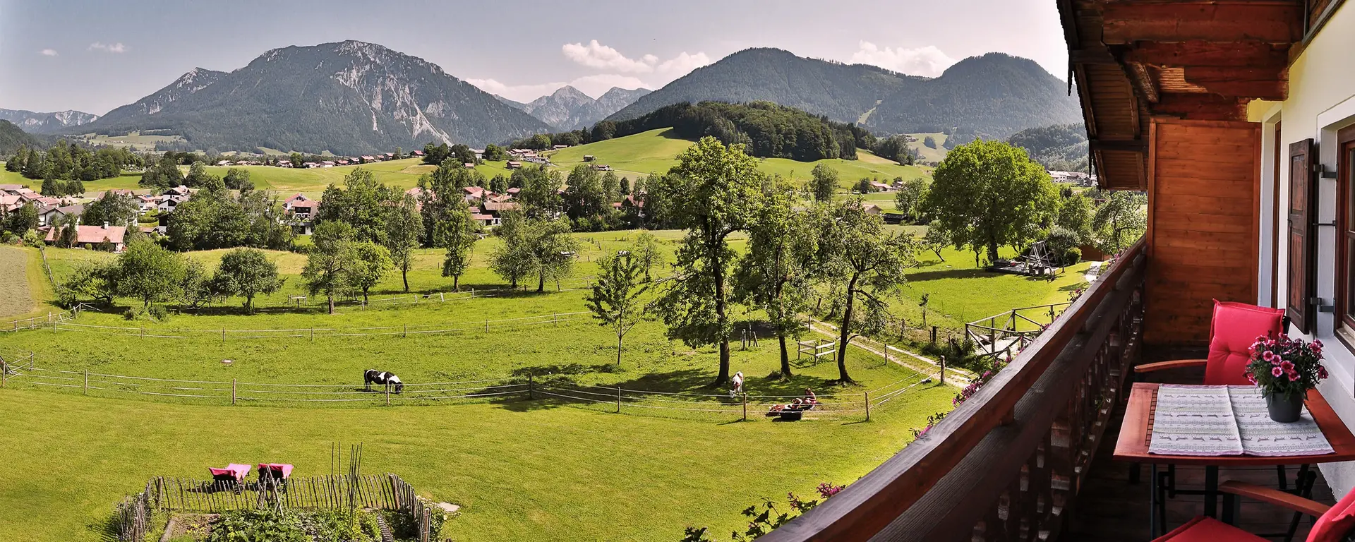 Den Urlaub auf dem Balkon genießen