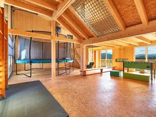 Spielen bei schlechtem Wetter © Familienbauernhof König Hof mit Spielscheune