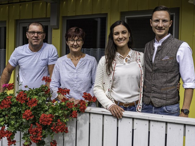 Herzliche Gastgeber auf bayerns Ferienhöfen