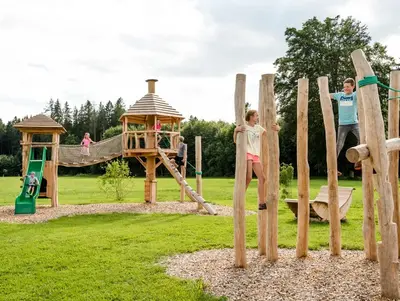 © Hussnhof Sachsenkam Abenteuerspielplatz