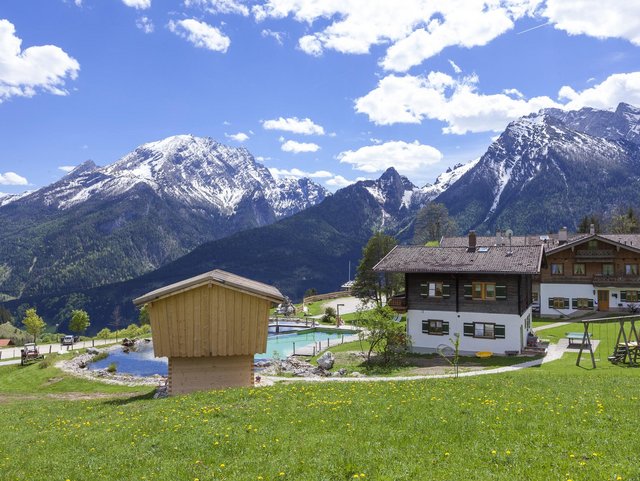 Alpenpension-Erlebnishof Ettlerlehen in Ramsau Berchtesgadener Land vor Alpenpanorama