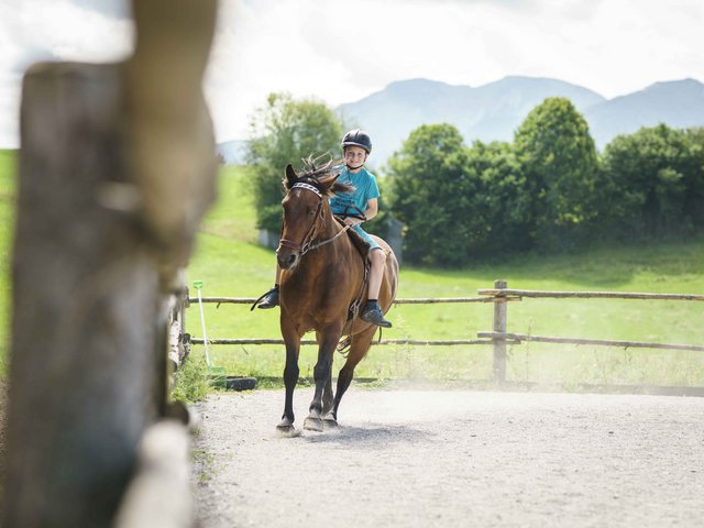 Reitunterricht am Bauernhof in der Alpenregion Tegernsee Schliersee