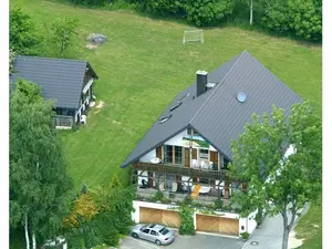 © Gästehaus Fichtelgebirgsblick Luftaufnahme