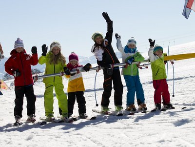 Mit Spaß Skifahren lernen im Allgäu