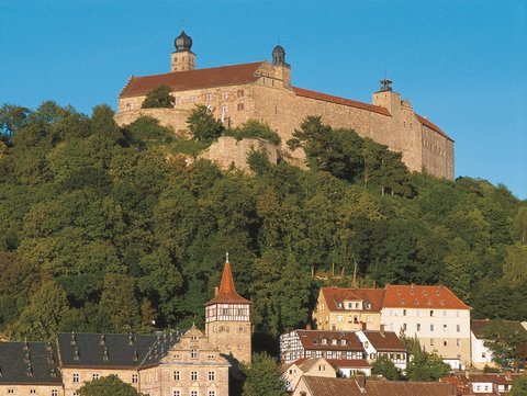 Die Plassenburg thront über der Kulmbacher Altstadt im Frakenwald