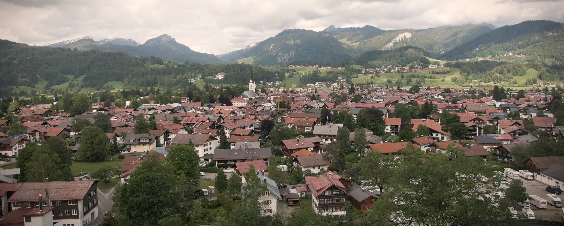 Die Gemeinde Oberstdorf aus der Luft
