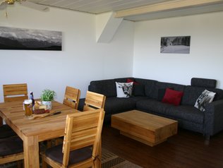 Gemütliche Sofaecke in der Ferienwohnung