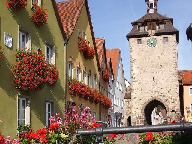 Brunnen in Leutershausen