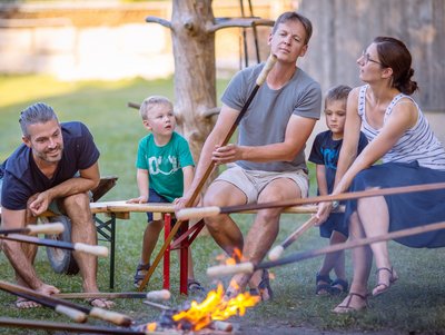 Grillen im Garten © Ferienhof Sonnengarten Abenteuer im Garten für Groß und Klein