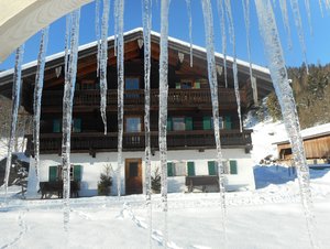 Der Trojerhof im Winter