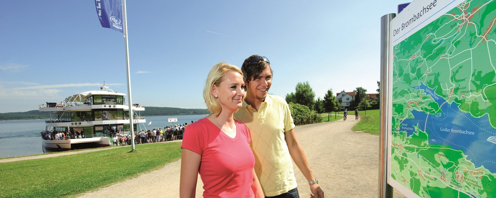 Mit dem Ausflugsschiff über den Brombachsee im Fränkischen Seenland