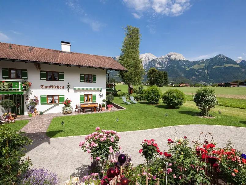 Landwirtschaftliche Hofstelle mitten in der Natur