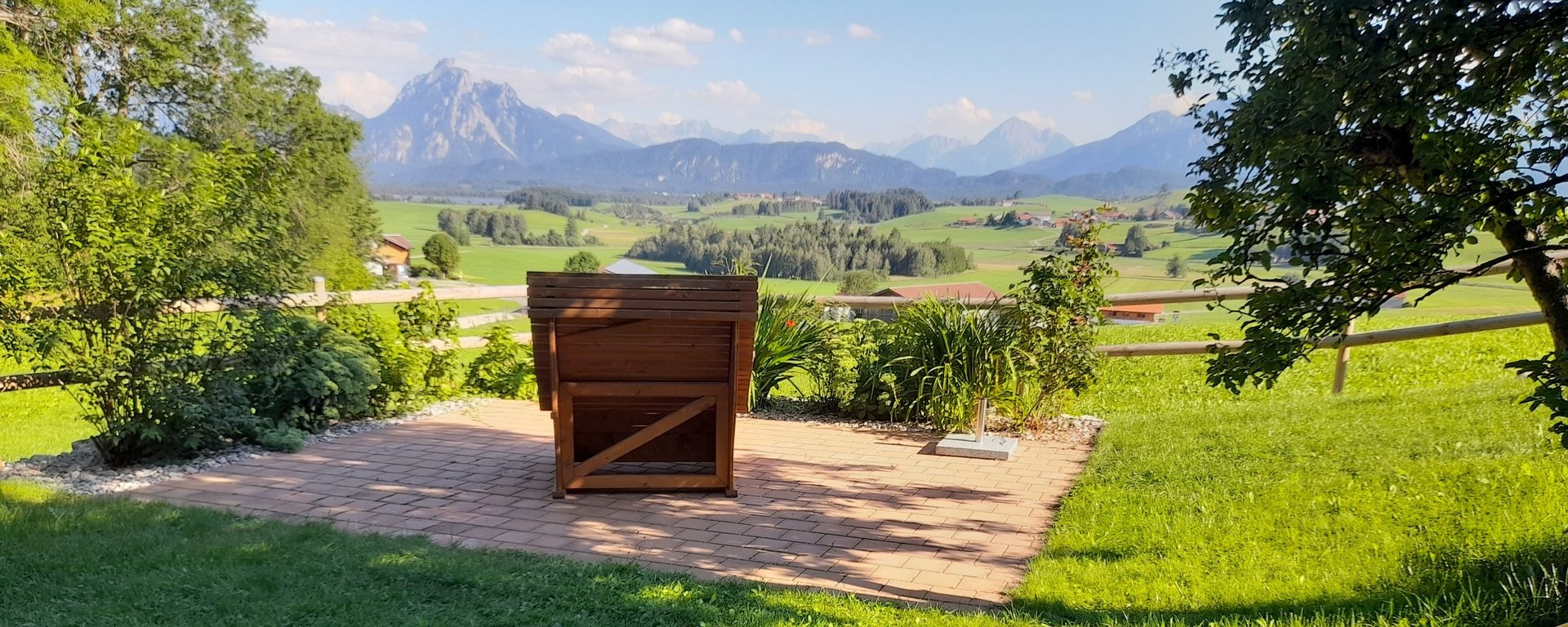 Auf dem Bauernhof entspannen und ins Allgäu blicken