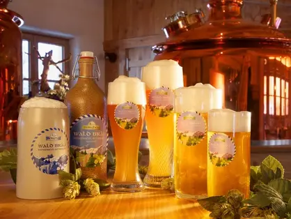 Eigene Brauerei und Käserei am Hof 
