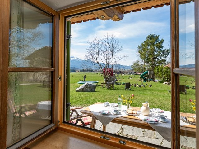 Ausblick vom Erharthof heraus