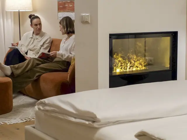 Entspannte Momente am Kamin - © Andreas Kern Entspannte Momente am Kamin