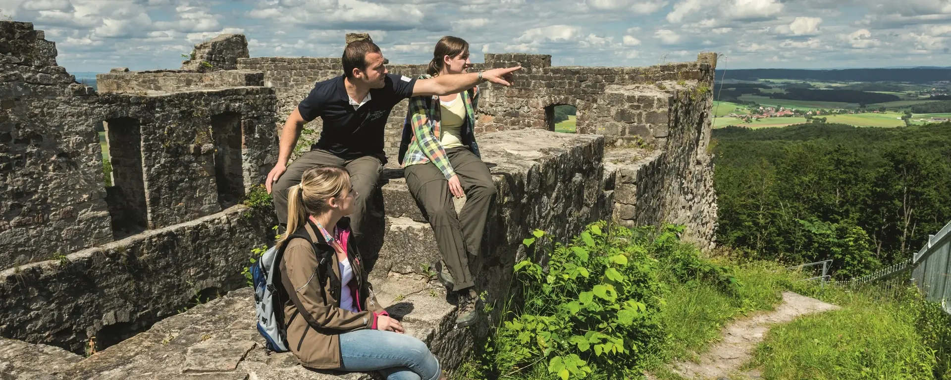 Hassberge - © Andreas Hub, FrankenTourismus Wanderung zur Burgruine Bramberg in den Hassbergen