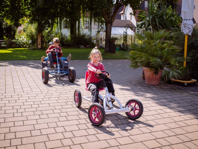 Kettcar fahren am Ferienhof Blank in Geslau