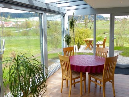 Wintergarten der Ferienwohnung mit Blick in die Natur © Ferienwohnung Zutt Eigener Wintergarten in der Ferienwohnung mit Blick in die Natur