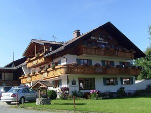 Hofansicht des Alpen-Echo Ferienhof in Obermaiselstein im Allgäu