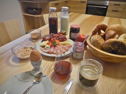Frühstück © Schoffahanslhof Das Frühstück auf dem Bauernhof genießen